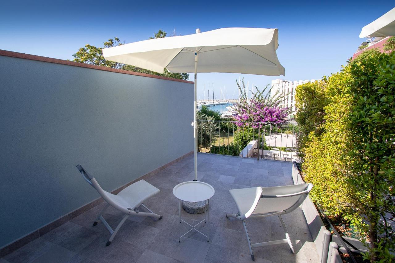 Blu Hotel Lavagna Εξωτερικό φωτογραφία