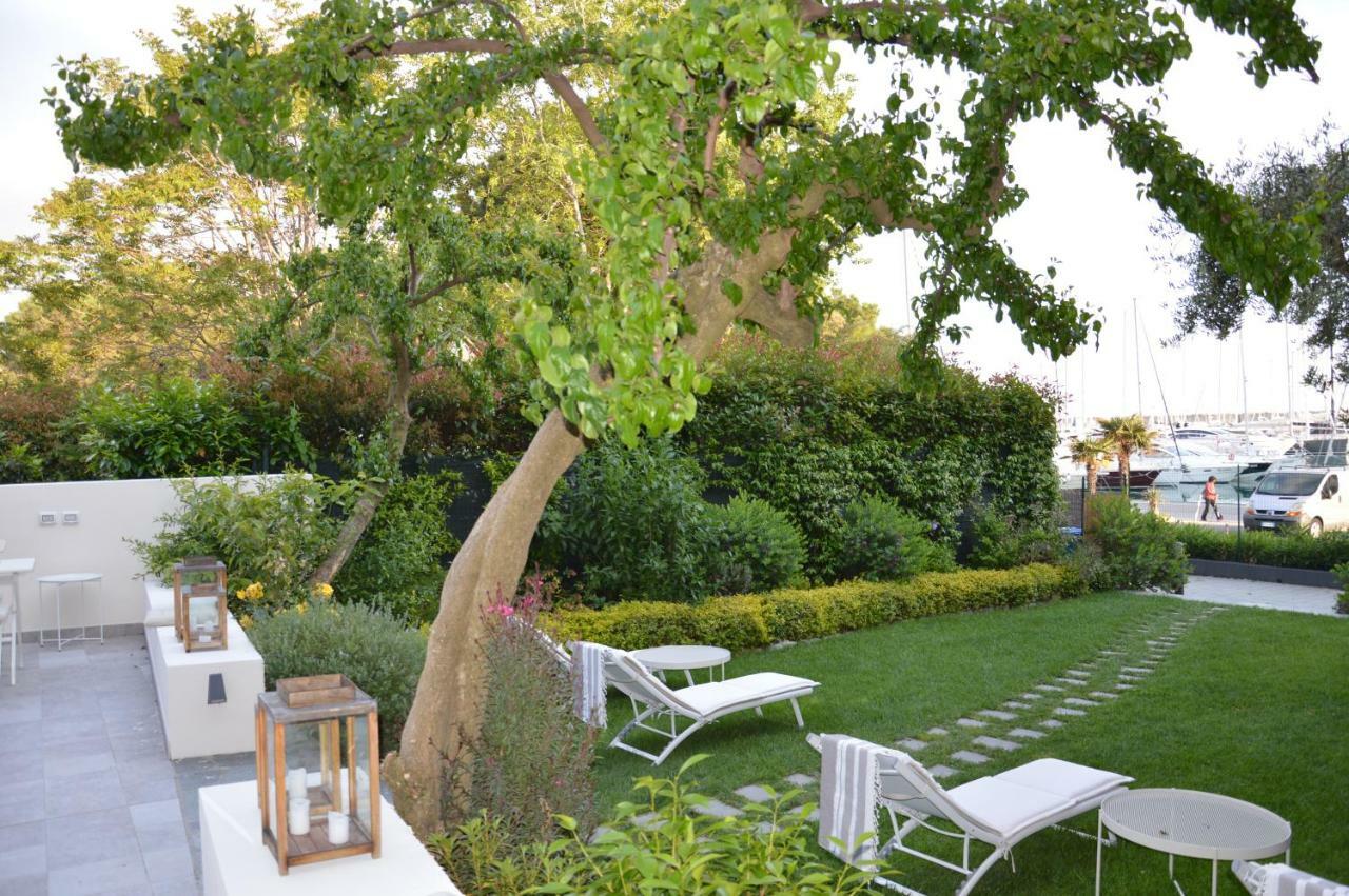 Blu Hotel Lavagna Εξωτερικό φωτογραφία